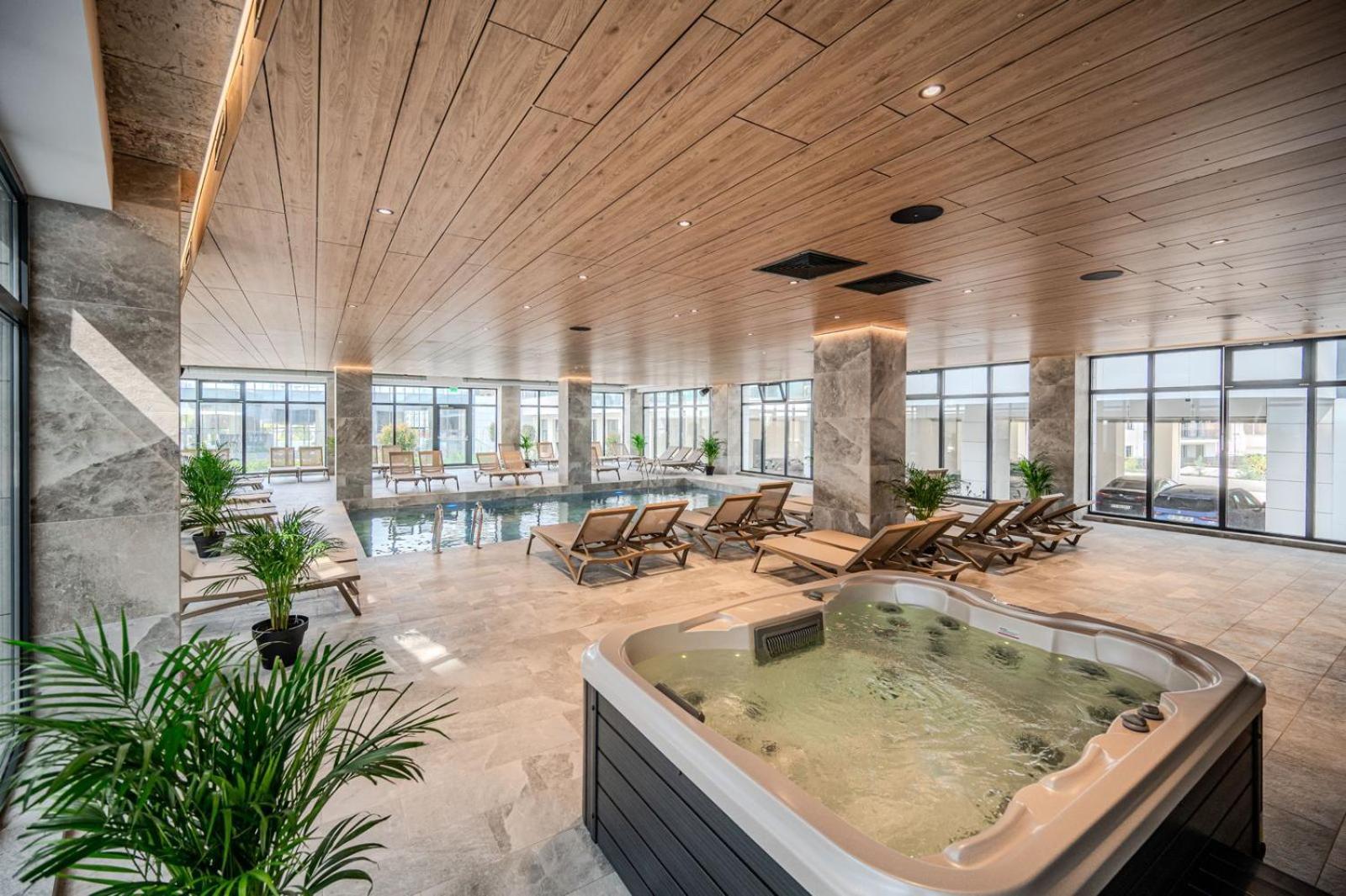 Skyline-sea In Odyssey Pool Fitness Apartament
